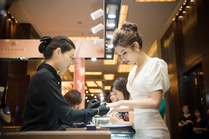 nhẫn cưới thiết kế skymond