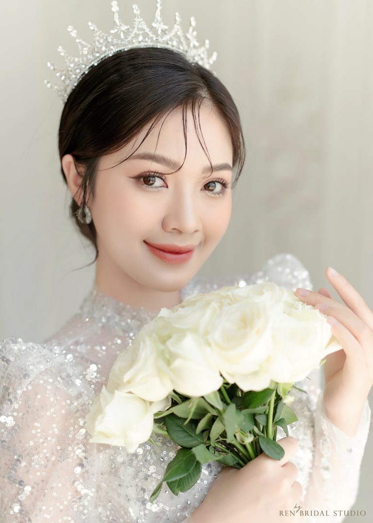 trang-diem-co-dau-kieu-Han-xu-huong-2025